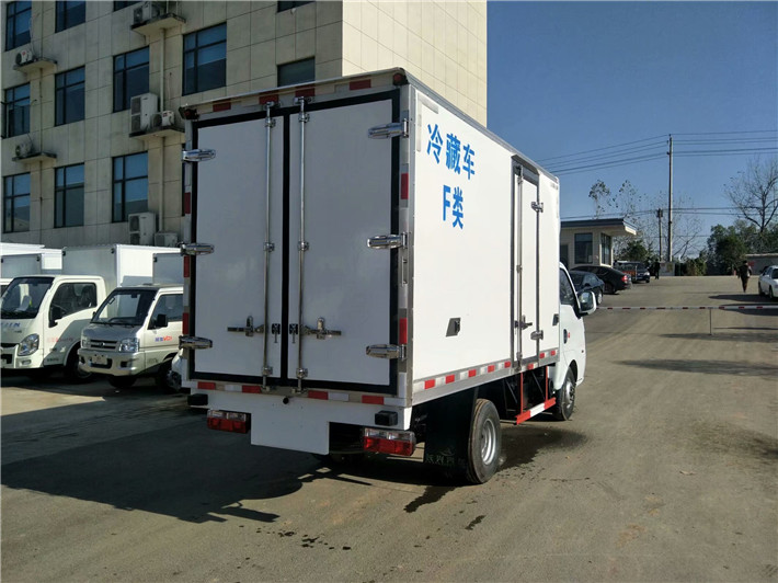 東風(fēng)途逸（3.5米）冷藏車（國(guó)六）