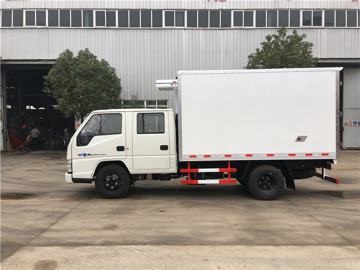 江鈴順達(dá)雙排（3.4米）冷藏車