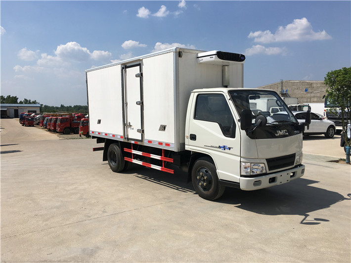 江鈴新順達(dá)（4.2米）冷藏車