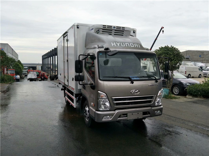現(xiàn)代盛圖（4.2米）冷藏車