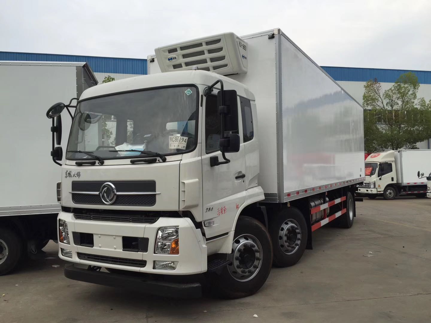 東風(fēng)天錦（8.6米）冷藏車