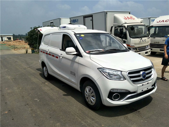 福田伽途面包藥品運(yùn)輸冷藏車