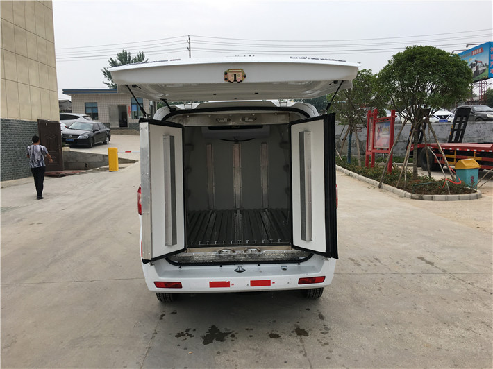 福田伽途面包藥品運(yùn)輸冷藏車