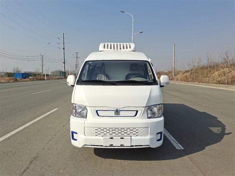 吉利新能源純電動(dòng)面包冷藏車