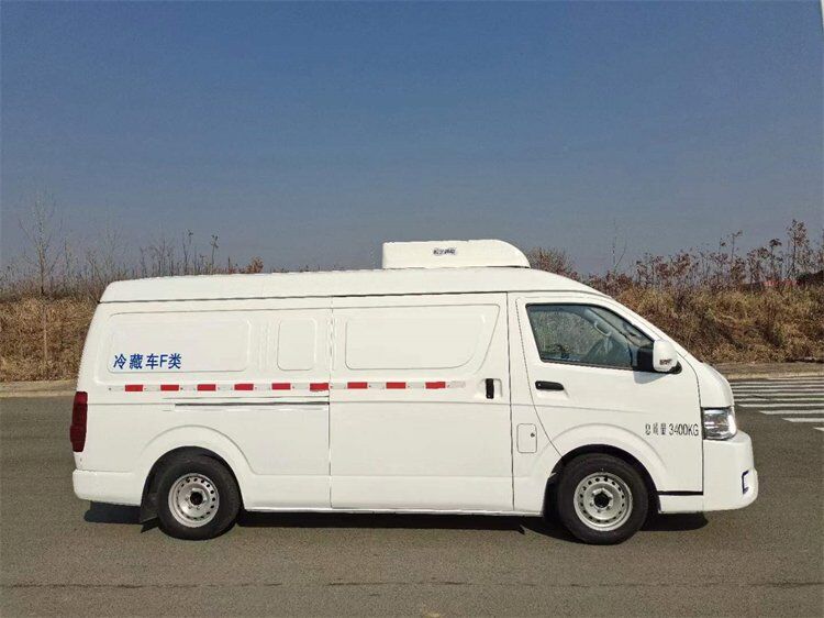 吉利新能源純電動(dòng)面包冷藏車
