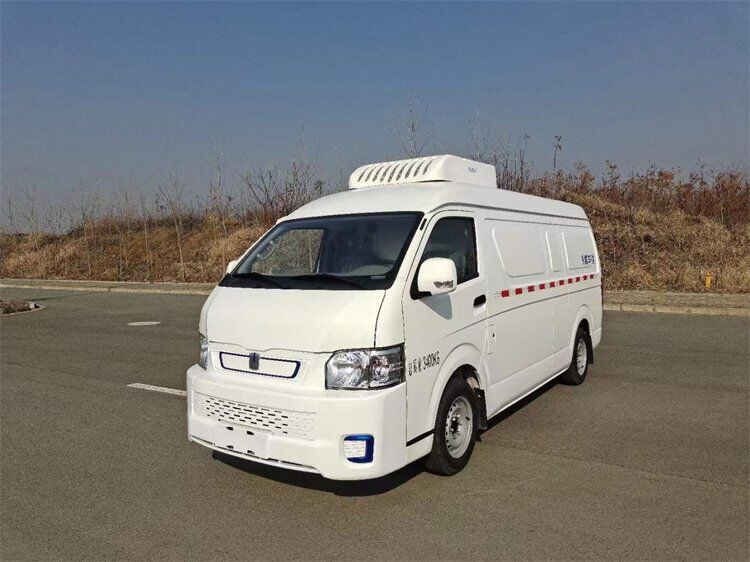吉利新能源純電動(dòng)面包冷藏車